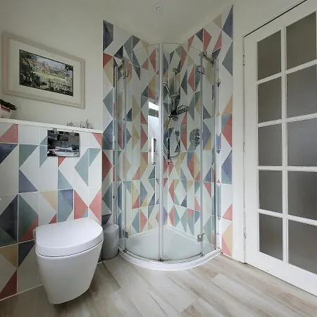 Pass The Keys Modern 2 Bed Family Holiday home York